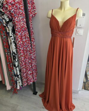 Robe Tara