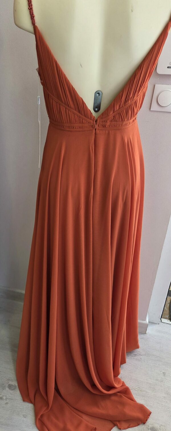 Robe Tara – Image 2